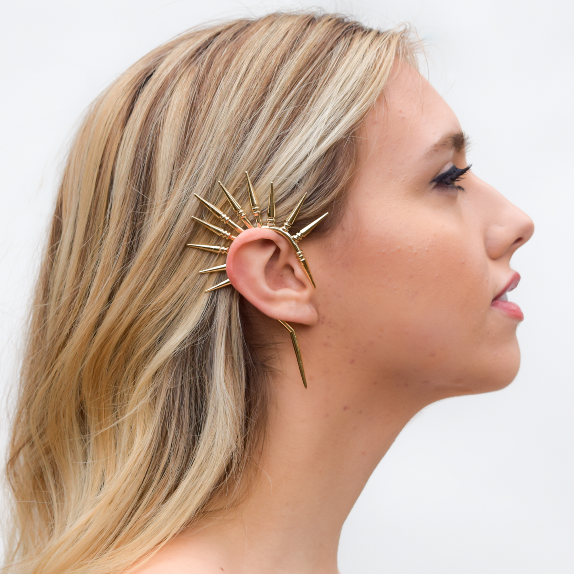 Armor clearance ear cuff